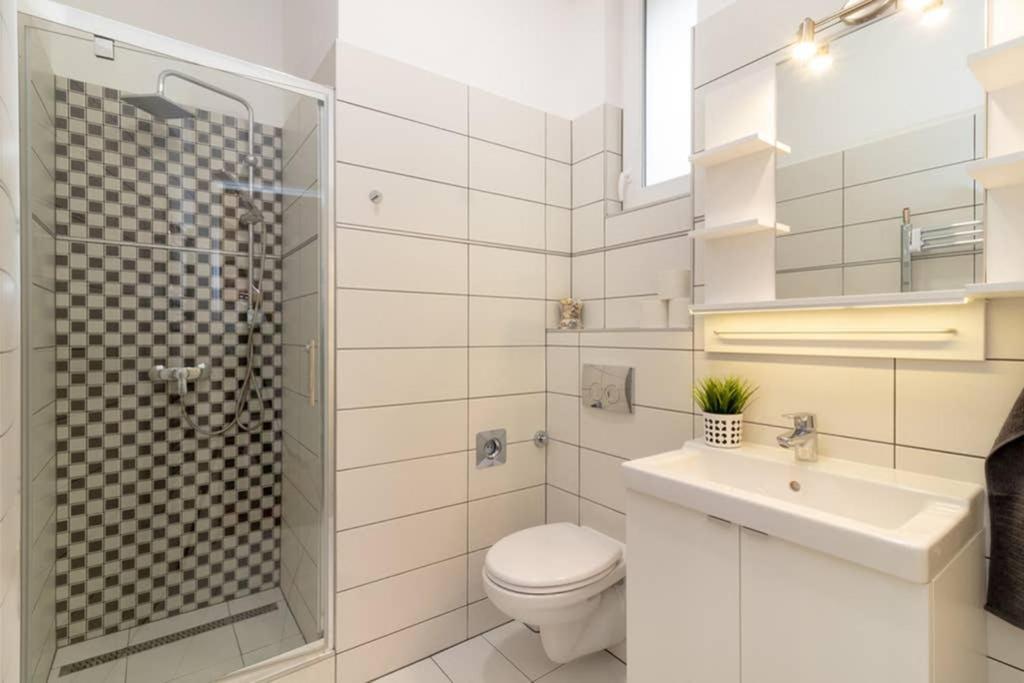 Nice And Cozy Apartment Next To The Parliament Budapest Ngoại thất bức ảnh